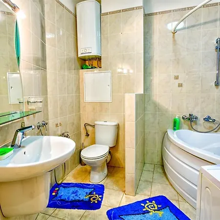 Apartament With Terrace In Historical Centre *